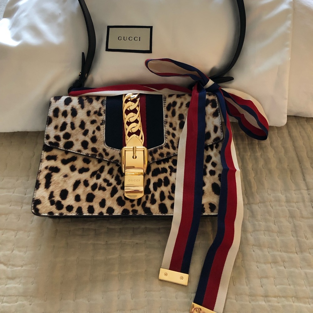 Gucci Leopard Sylvie